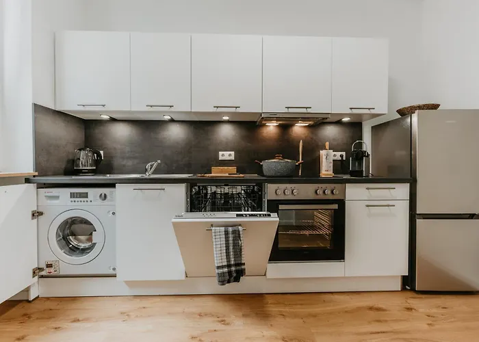 Daire Church View Charming In The Heart Of