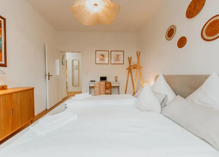 Church View Charming In The Heart Of